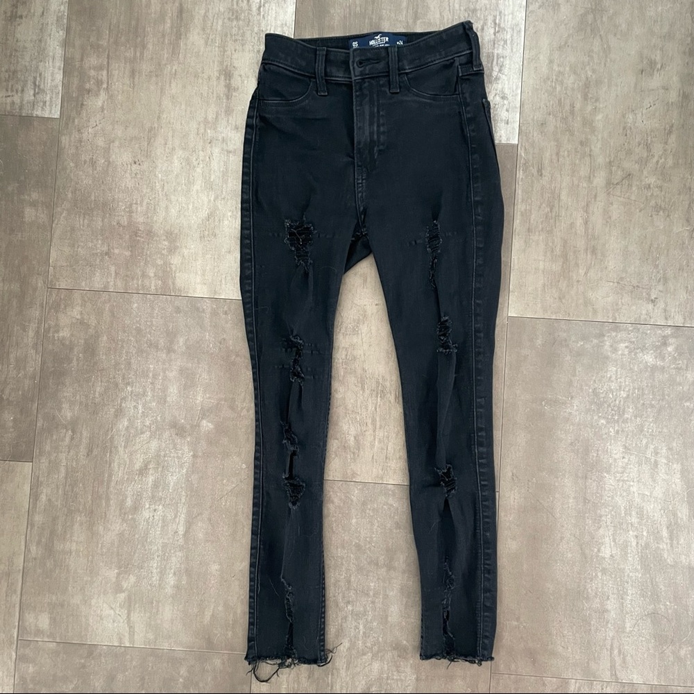 Hollister high rise ripped jeggings
